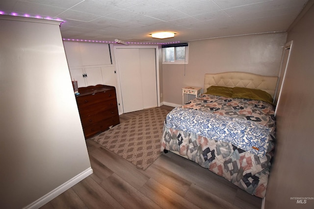 123 15th Ave, Lewiston, ID 83501 - bedroom with wood finished floors and baseboards