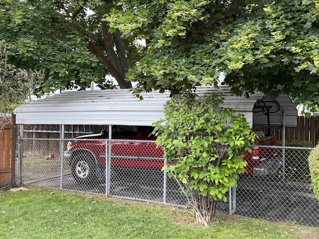 7119 W Everett, Boise, ID 83704 - exterior view of fence