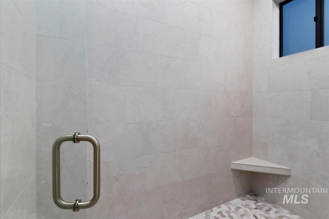 9989 W Bouvardia St, Star, ID 83699 - full bath with tiled shower