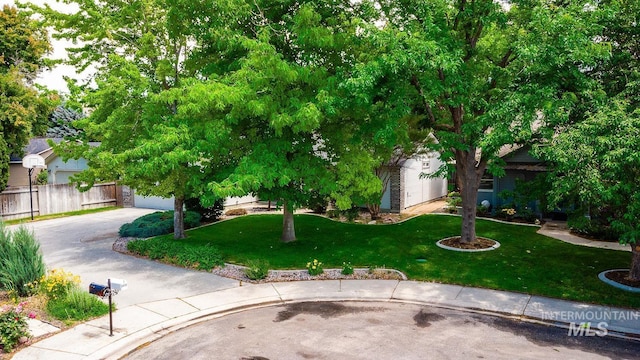 5426 W Samara Ct, Boise, ID 83703 - view of front of home featuring driveway