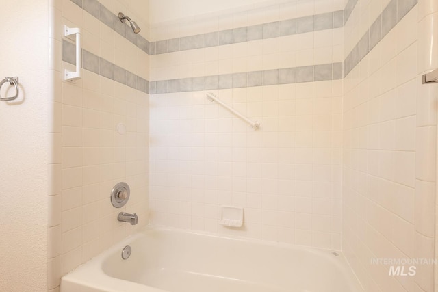 5426 W Samara Ct, Boise, ID 83703 - full bathroom featuring tub / shower combination