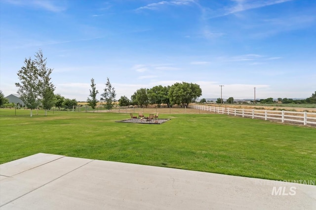27482 Warren Ln, Wilder, ID 83676 - view of yard with a patio