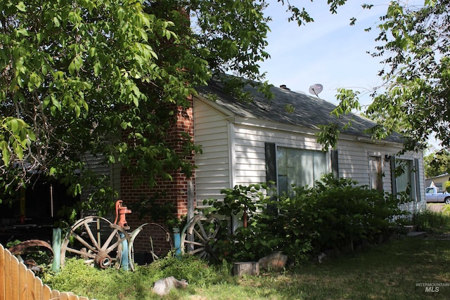 view of side of home