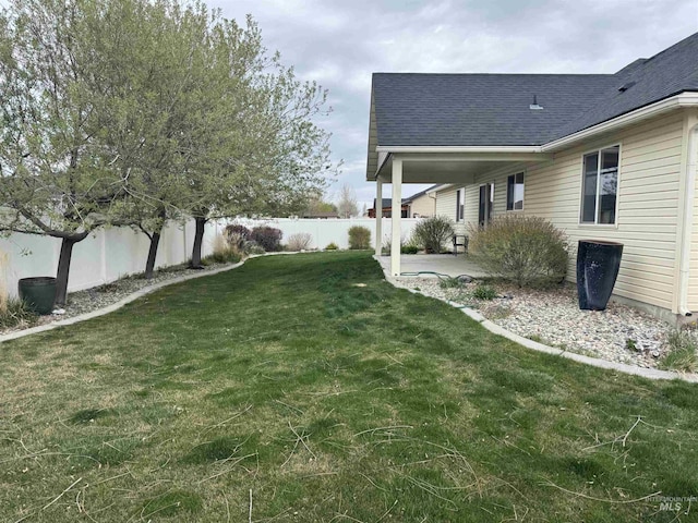 view of yard with a patio