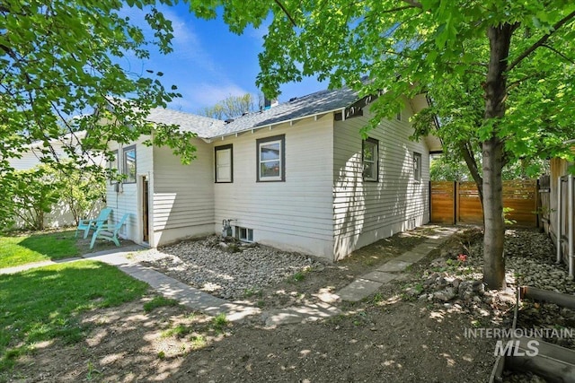 519 S 5th Ave, Nampa, ID 83651 - back of house featuring a fenced backyard