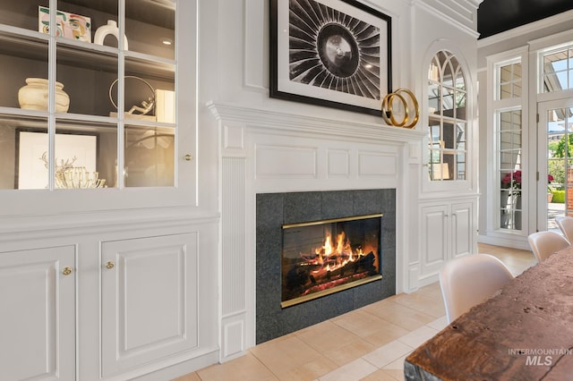 176 Marine View Dr, Lewiston, ID 83501 - detailed view of crown molding and a tile fireplace