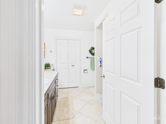 11 N 3rd W, St, Paul, ID 83347 - bathroom featuring vanity, tile patterned flooring, and baseboards