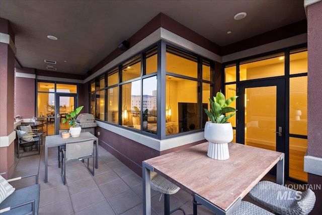 1112 W Main St Unit 503, Boise, ID 83702 - view of patio with outdoor dining space