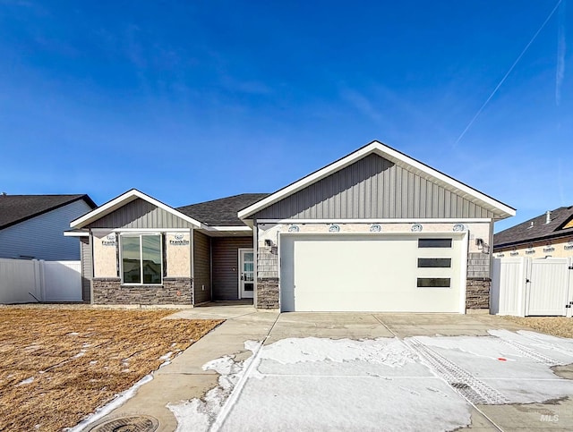 2950 Mcbride Pl, Burley, ID 83318 - view of front of house featuring a garage