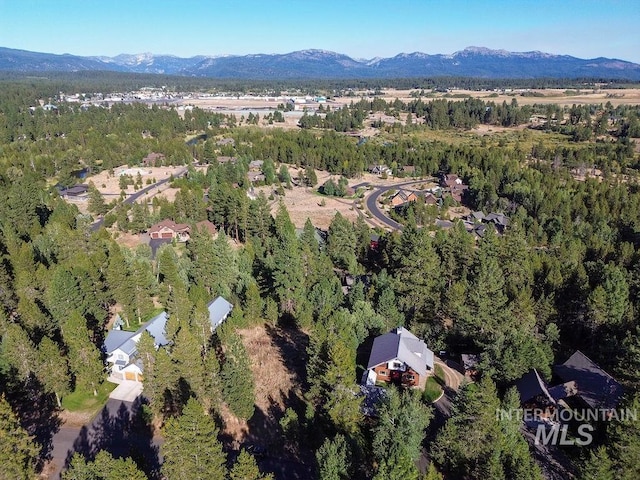 bird's eye view featuring a mountain view