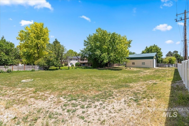 2503 Lyle Ct, Nampa, ID 83651 - view of yard