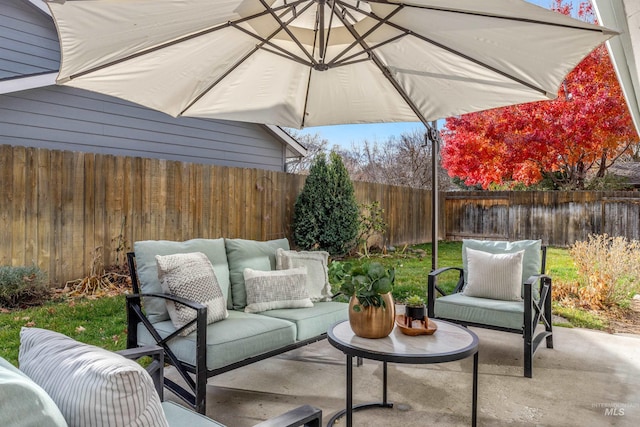 view of patio featuring outdoor lounge area