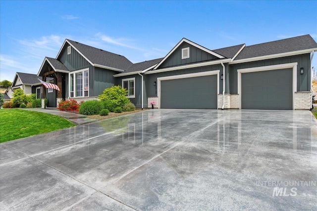 20150 Silver Spur Dr, Wilder, ID 83676 - ranch-style home featuring an attached garage, board and batten siding, concrete driveway, a shingled roof, and a front yard