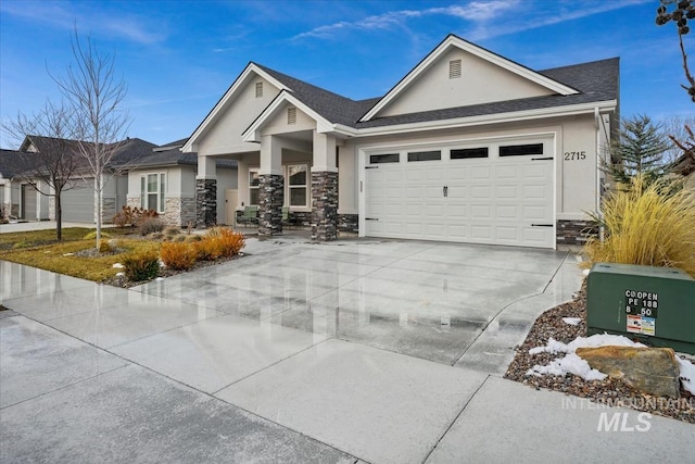 view of front of house featuring a garage