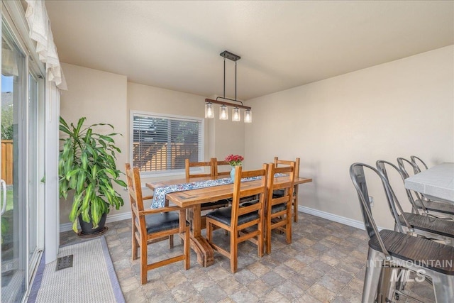 6229 S Snowdrop Way, Boise, ID 83716 - dining area featuring baseboards