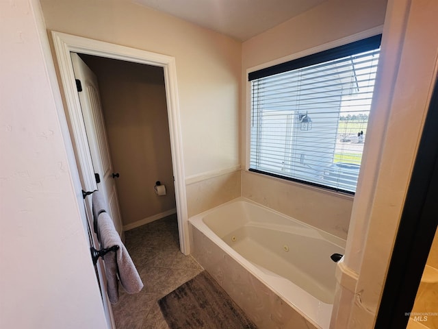 382 N 1020 E, Declo, ID 83323 - full bath featuring a tub with jets and tile patterned flooring