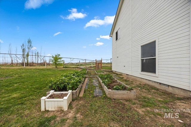 3856 Wood Way, New Plymouth, ID 83655 - view of yard with a garden