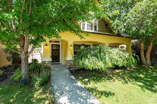 view of front of house featuring a porch