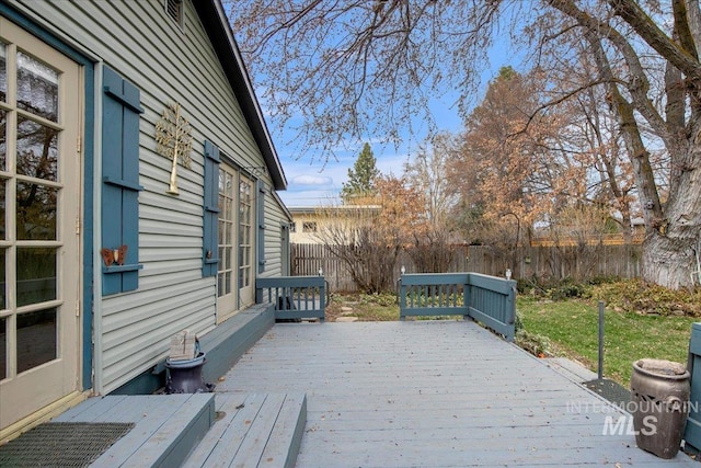 deck with fence