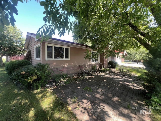 view of front of property with a patio