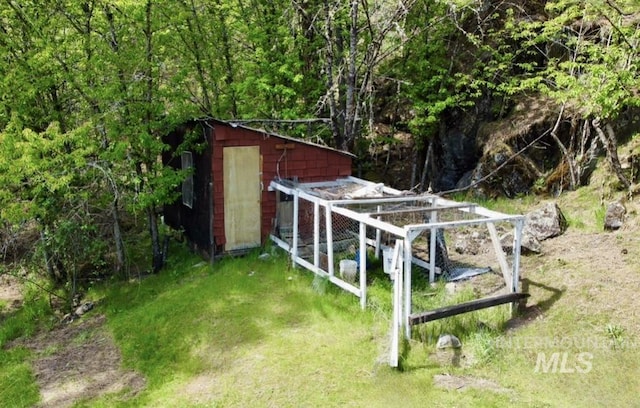 250 Hill Rd, Orofino, ID 83543 - view of outbuilding with an outdoor structure