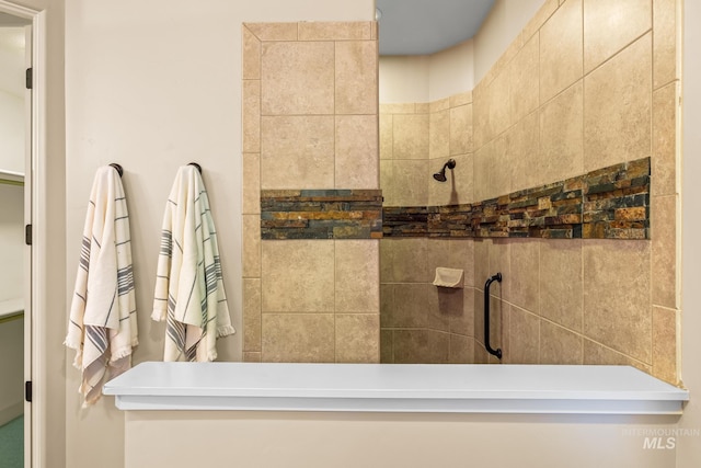 731 E Eaglewoods Ln, Eagle, ID 83616 - bathroom with a tile shower