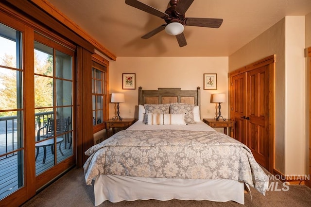 bedroom featuring carpet floors