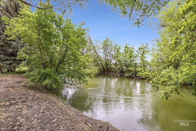 420 E 3rd St, Shoshone, ID 83352 - water view