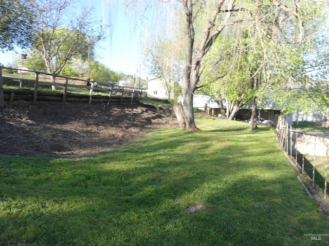 1422-1430 16th Ave, Clarkston, WA 99403 - view of yard featuring fence