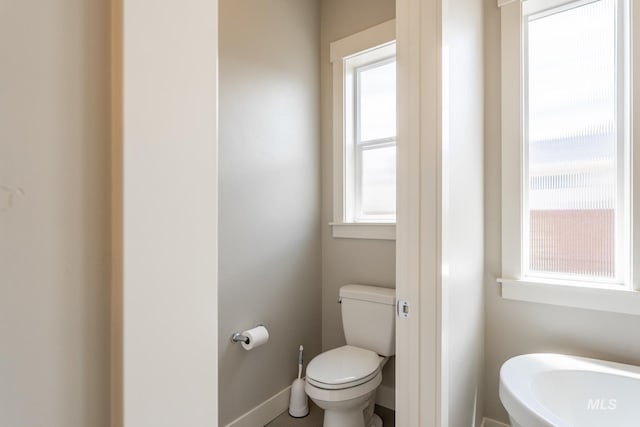 2522 N Foudy Ave, Eagle, ID 83616 - bathroom with toilet and baseboards