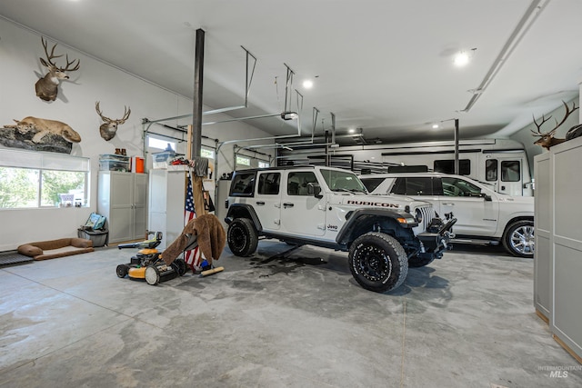 13005 Lake Shore Dr, Nampa, ID 83686 - view of garage