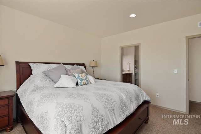 bedroom featuring recessed lighting, visible vents, baseboards, and light colored carpet