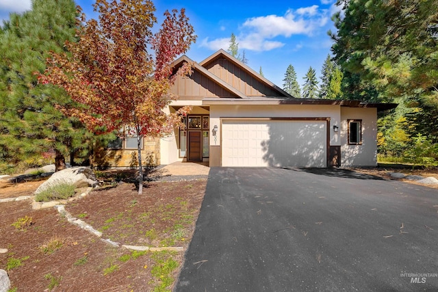 view of front of house with a garage