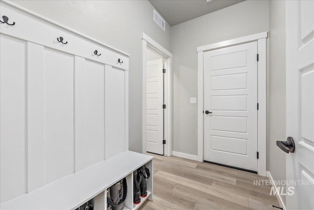18272 N Wild Goose Ave, Nampa, ID 83687 - mudroom featuring light wood finished floors and baseboards
