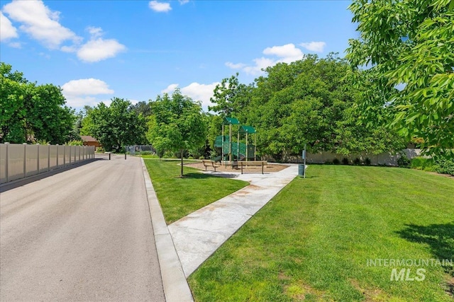 941 S Wavetrain Ave, Boise, ID 83709 - view of yard
