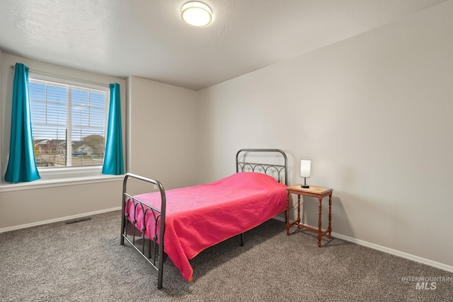 bedroom featuring carpet flooring