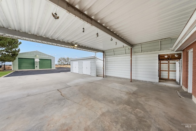 18822 Chicken Dinner Rd, Caldwell, ID 83607 - view of garage
