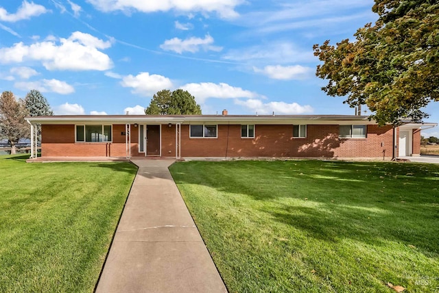 18822 Chicken Dinner Rd, Caldwell, ID 83607 - ranch-style home with a front lawn