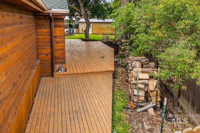 4523 N Mountain View Dr, Boise, ID 83704 - view of wooden terrace
