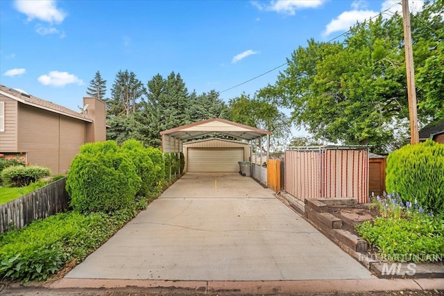 4523 N Mountain View Dr, Boise, ID 83704 - garage featuring a detached carport and driveway