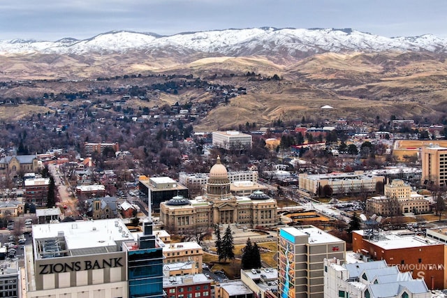 view of city featuring a mountain view