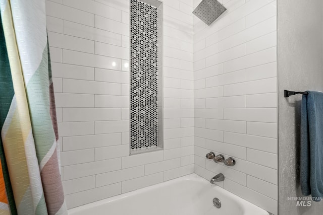 920 W Fort St, Boise, ID 83702 - full bath with tub / shower combination