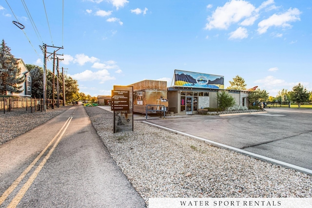 3480 N Prospect Ln, Garden City, ID 83714 - view of road