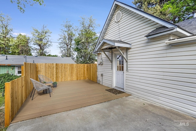 240 W Valley Rd, Hagerman, ID 83332 - deck with fence and a patio area