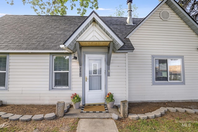 240 W Valley Rd, Hagerman, ID 83332 - entrance to property with a shingled roof
