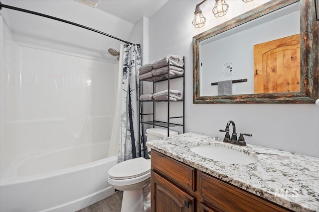 1010 N Hidden Pine Rd, Pine, ID 83647 - full bathroom featuring toilet, wood finished floors, vanity, and shower / bath combo