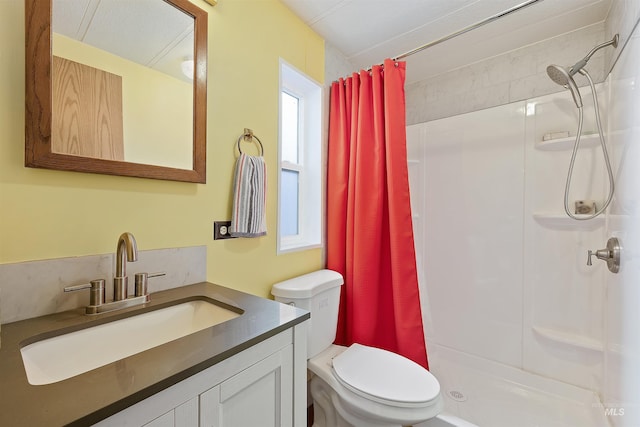104 Poverty Ln, West Magic, ID 83352 - bathroom with a shower with shower curtain and vanity