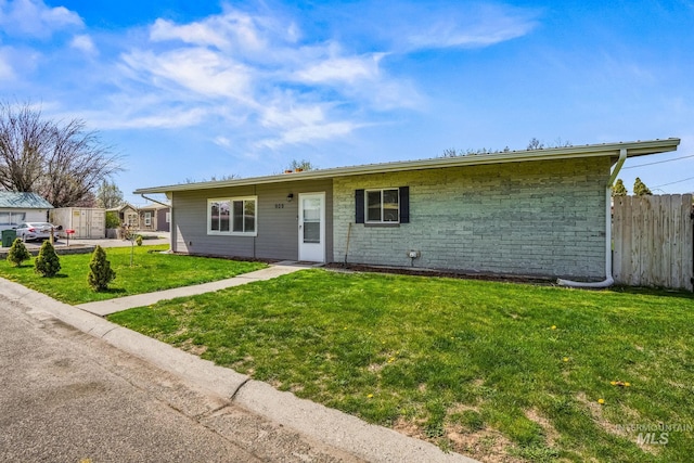 909 Victoria Ave, Fruitland, ID 83619 - ranch-style house featuring stone siding