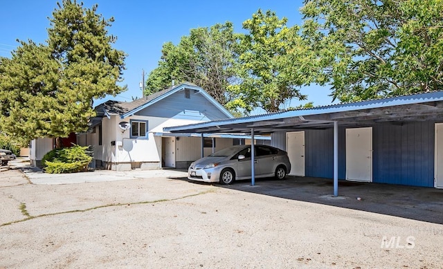 135 Davis Ave, Nampa, ID 83651 - view of covered parking lot
