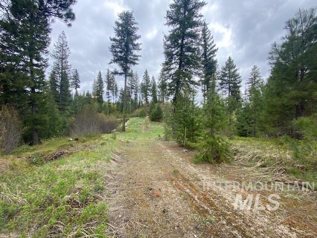 104 Coit Dr, Cascade, ID 83611